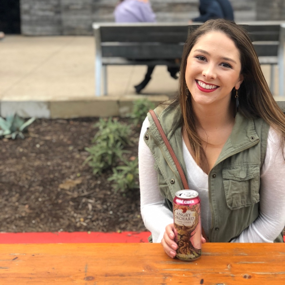 Meet your Posher, Bayley